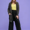 Alma Villatakki, Asphalt Grey