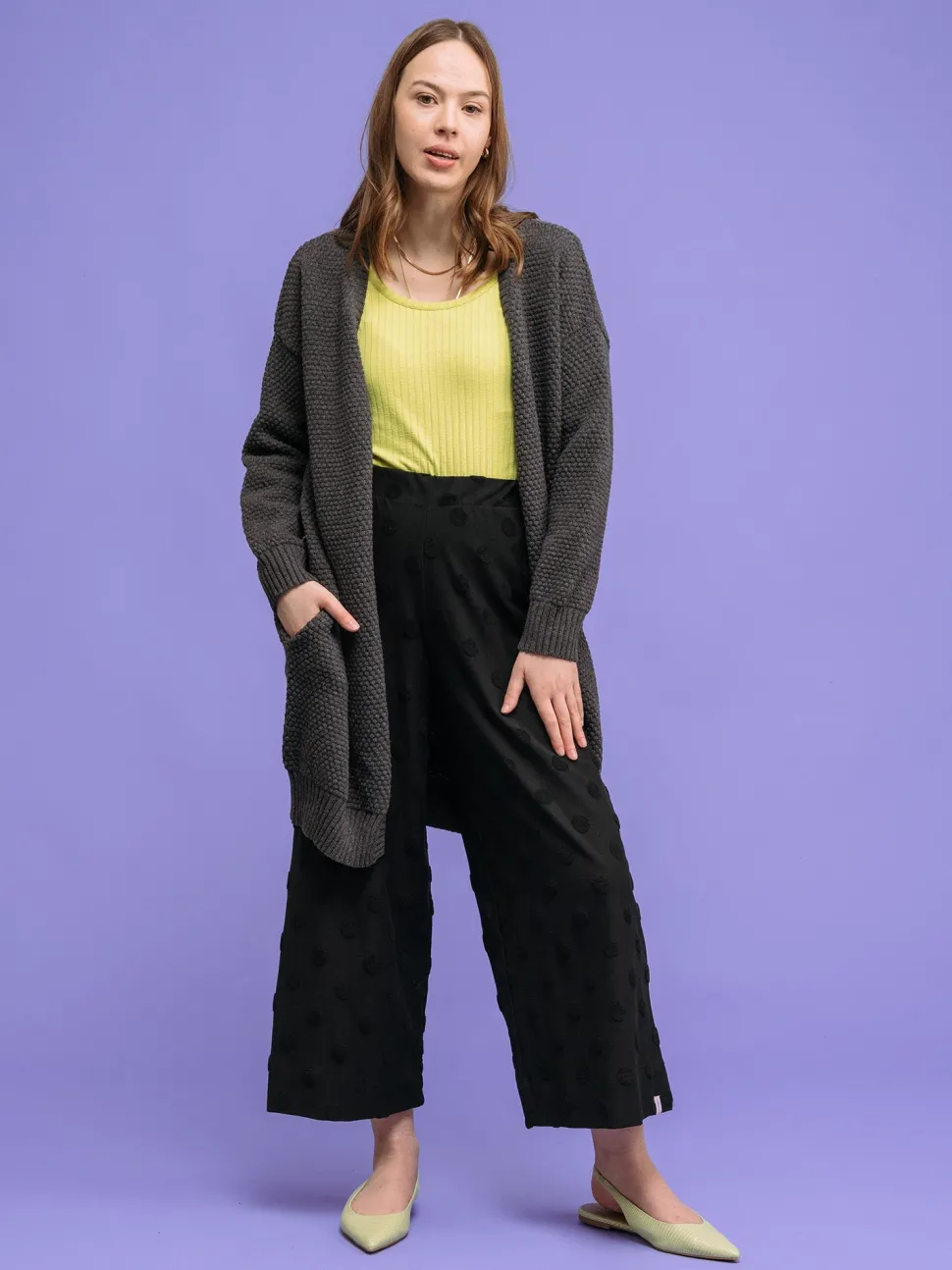 Alma Villatakki, Asphalt Grey