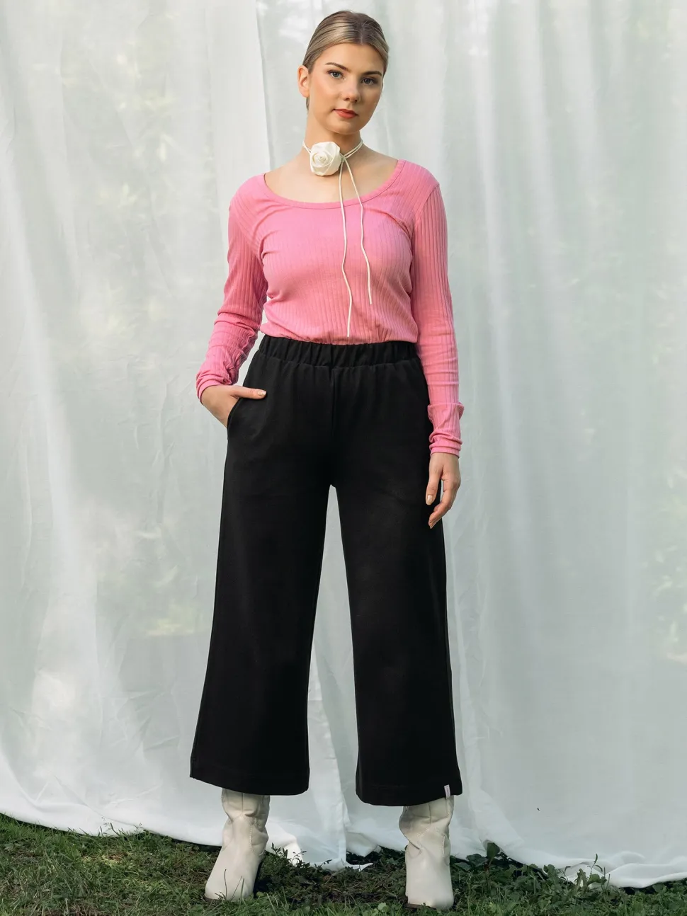 Anna Culottes Housut, Musta