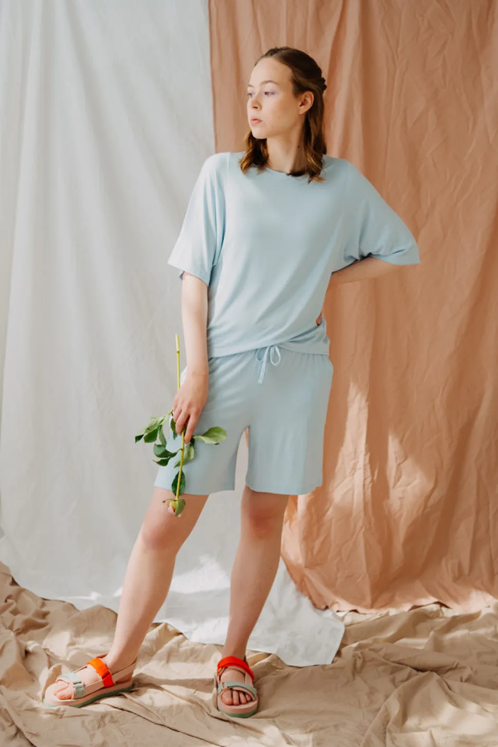 Ariana Shortsit, Blue