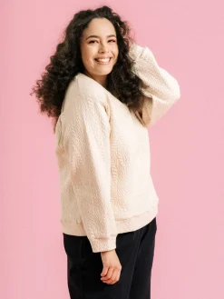Frankie Svetari, Wild Jacquard, Light Beige