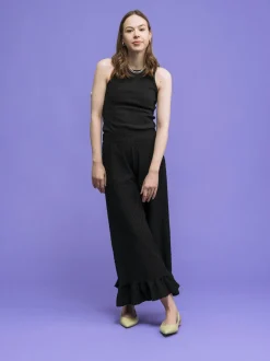 Lana Housut, Musta Dot