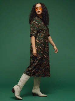 Marisola Mekko, Leo Green