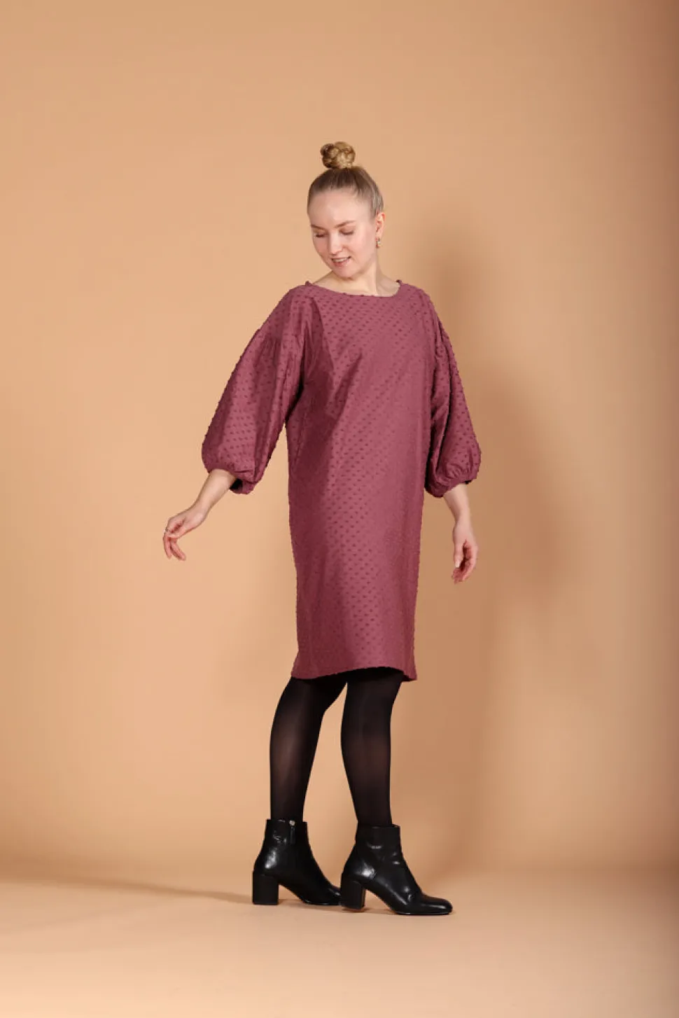 Natalia Mekko, Rose Brown Dot