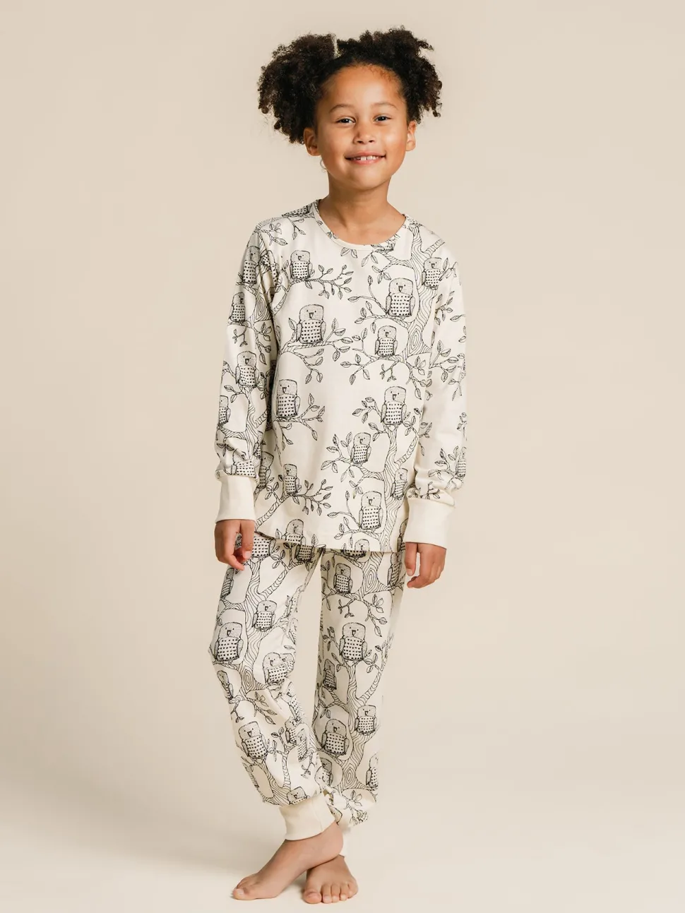 Terri Pyjama, Pöllö Luonnonvalkoinen