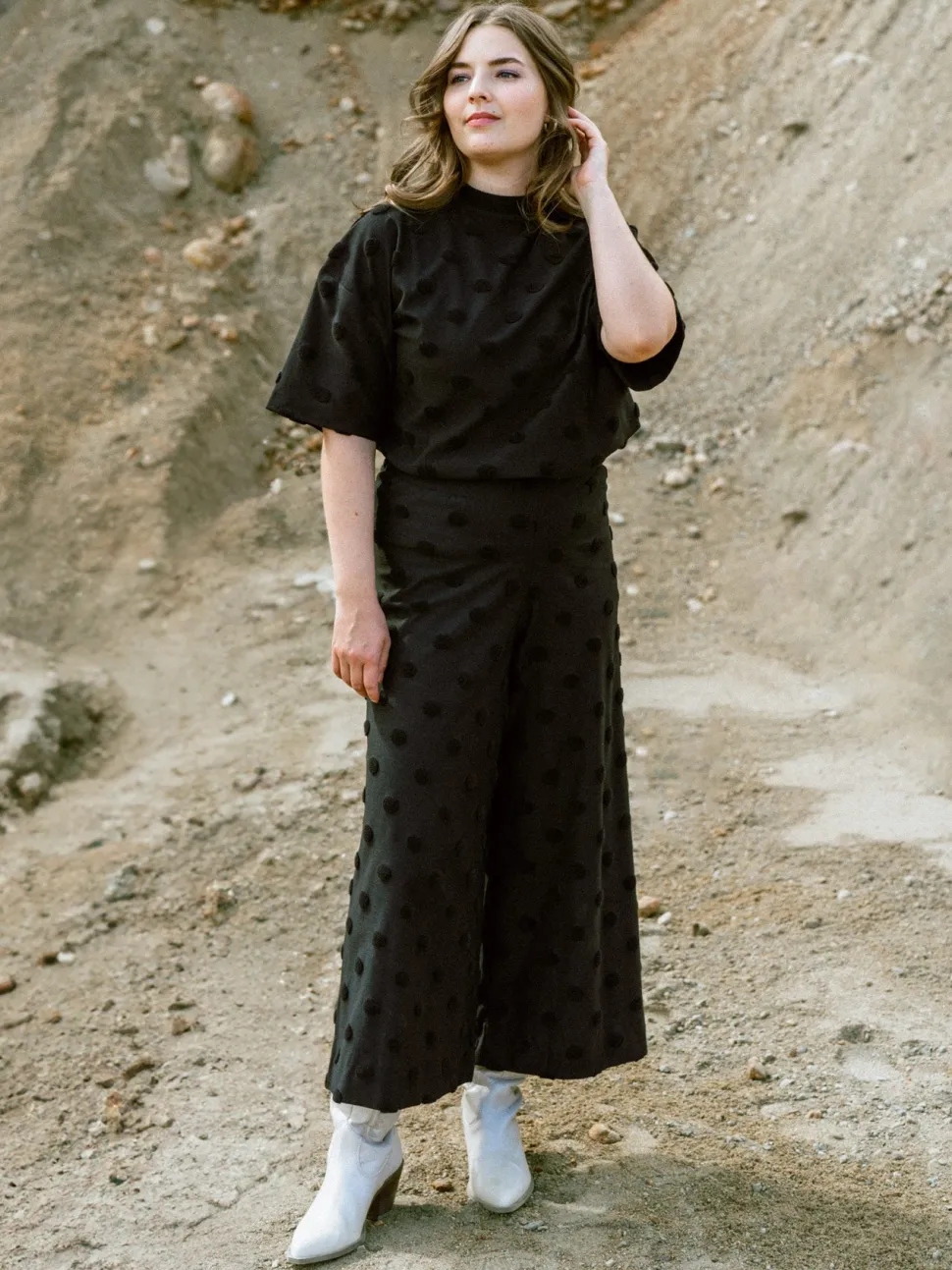 Trine Paita, Black Big Dot