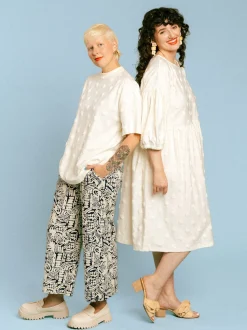 Trine Paita, White Big Dot