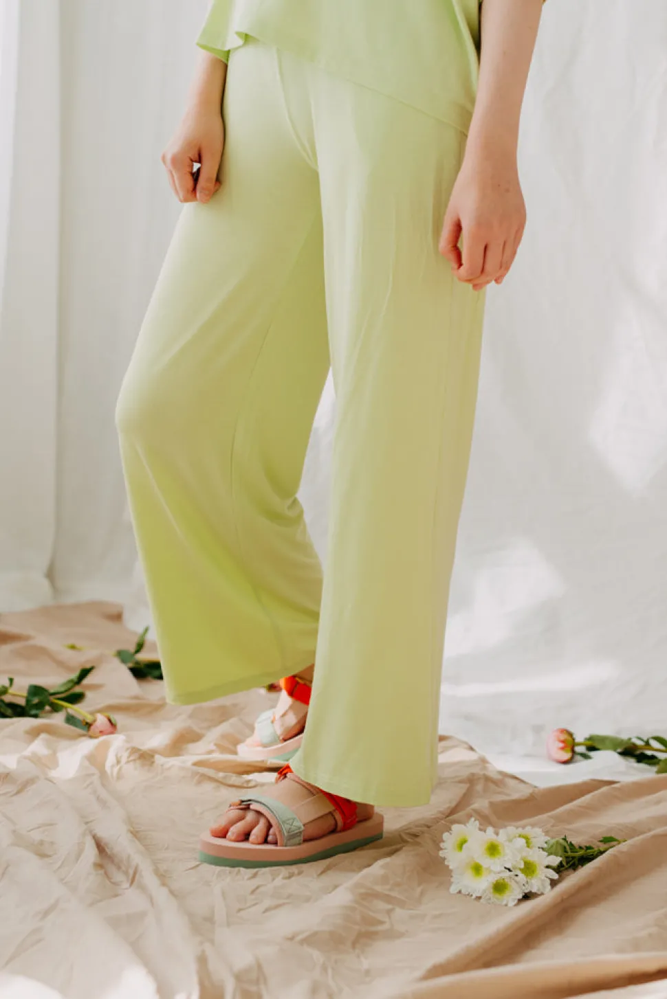 Tyne Housut, Lime